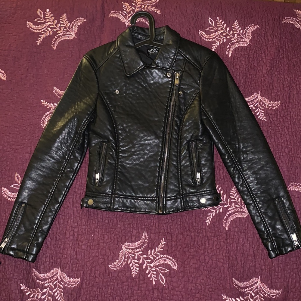 Double Layered Black Leather Jacket - image 3
